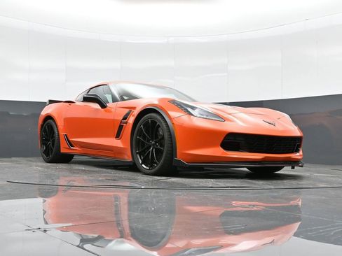 Used 2019 Chevrolet Corvette Grand Sport image 40