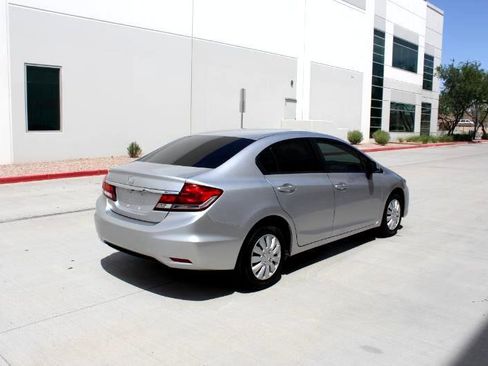 Used 2013 Honda Civic LX image 5
