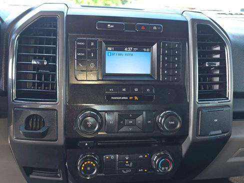 Used 2018 Ford F150 XLT RWD image 14
