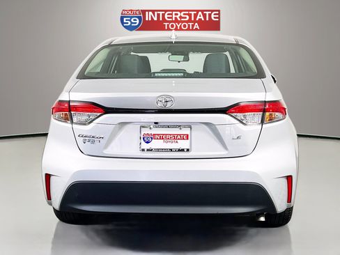 Certified 2025 Toyota Corolla LE FWD image 6