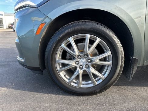 Used 2022 Buick Enclave Premium w/ Surround and Sites Package image 20