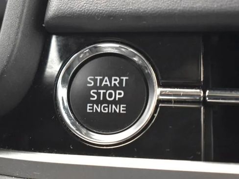 Used 2024 Mitsubishi Outlander Ralliart image 29