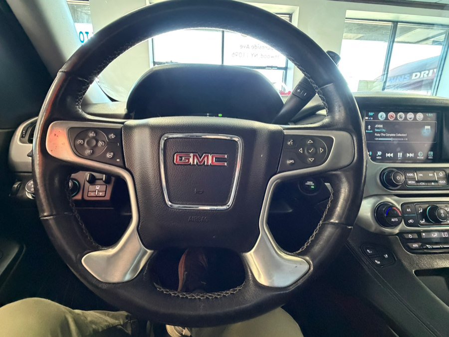 Used 2019 GMC Yukon SLT w/ Graphite Performance Edition AWD/4WD image 49