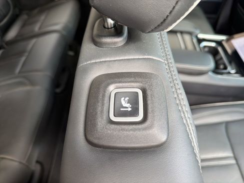 Used 2024 Jeep Grand Wagoneer Series II w/ Quick Order Packagew 28T image 24