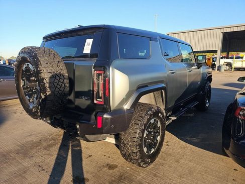 Used 2024 GMC Hummer EV 3X w/ Extreme Off-Road Package image 2