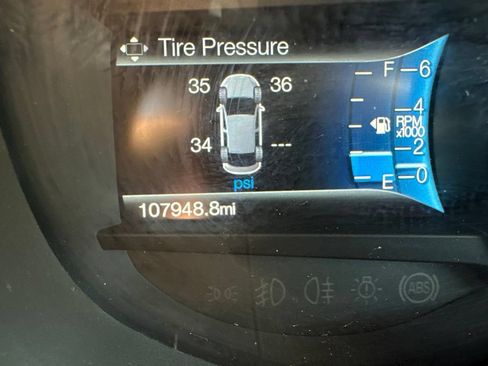 Used 2017 Ford Edge SEL w/ Equipment Group 201A FWD image 11