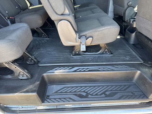 Used 2016 Ford Transit 350 XLT RWD image 12