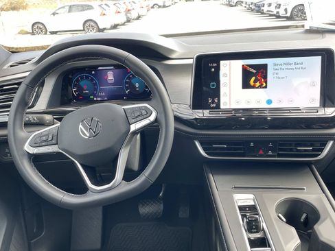 New 2026 Volkswagen Atlas Cross Sport SE FWD image 14