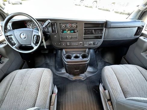 Used 2020 GMC Savana 3500 w/ Power Convenience Package RWD image 19
