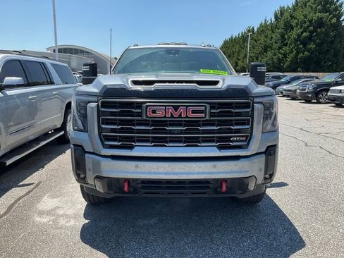 Used 2025 GMC Sierra 2500 AT4 w/ AT4 Premium Plus Package AWD/4WD image 2