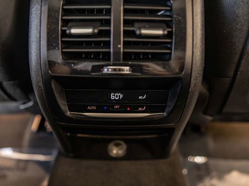 Used 2019 BMW X4 xDrive30i w/ Convenience Package image 39
