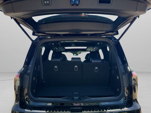 New 2027 INFINITI QX80 Sensory w/ Sport Exterior Package AWD/4WD image 29
