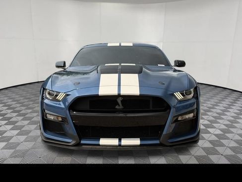 Used 2021 Ford Mustang Shelby GT500 w/ Technology Package RWD image 3