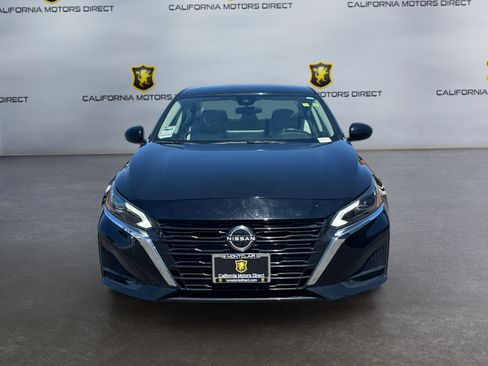 Used 2023 Nissan Altima 2.5 SV w/ SV Premium Package FWD image 8