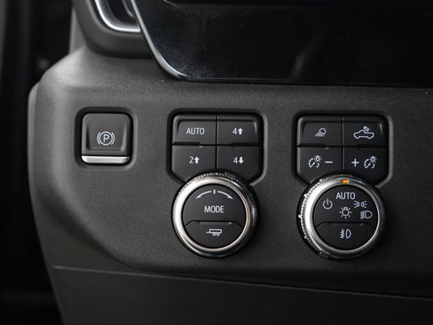 Used 2022 GMC Sierra 1500 Elevation w/ Elevation Premium Package image 28