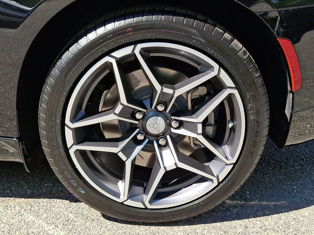 New 2026 Dodge Charger R/T AWD/4WD image 18