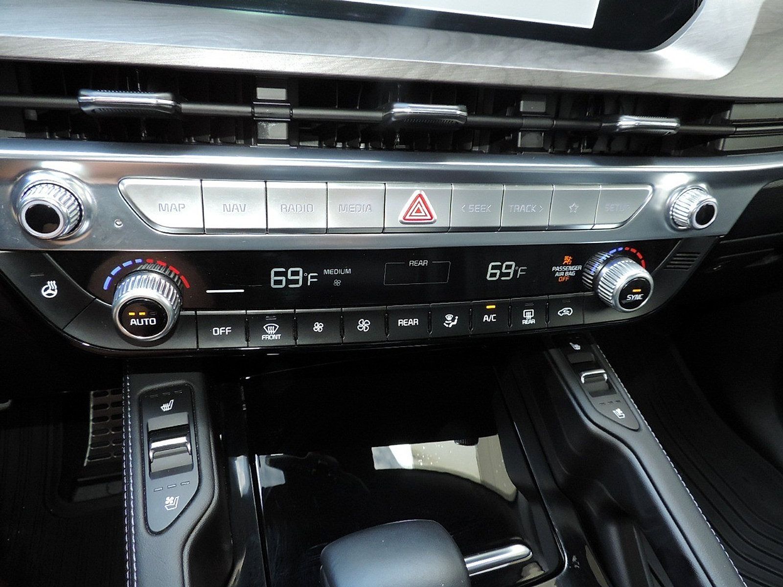 Used 2025 Kia Telluride SX Prestige X-Line AWD/4WD image 21