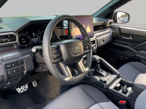 Used 2026 Toyota Tacoma TRD Sport RWD image 29