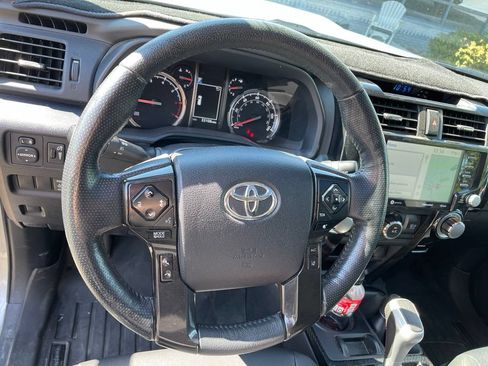 Used 2024 Toyota 4Runner TRD Off-Road Premium w/ Moonroof Package AWD/4WD image 7