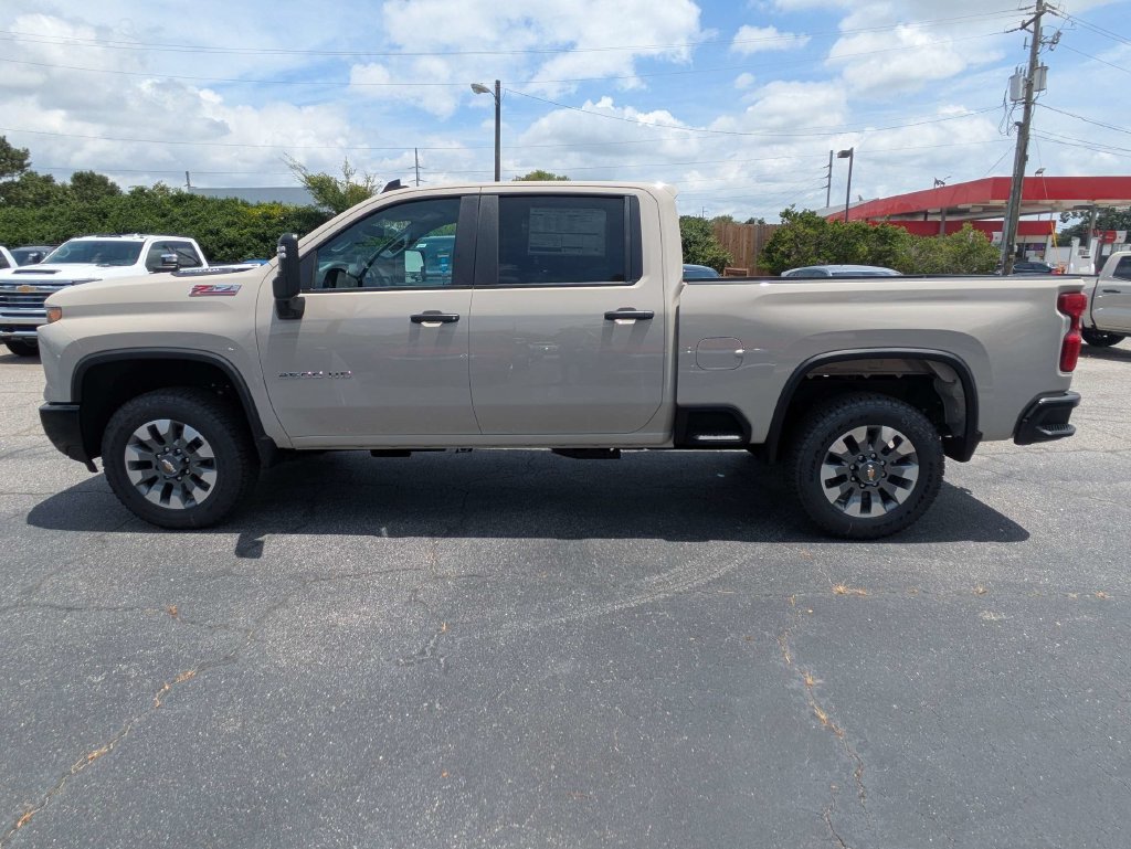 New 2026 Chevrolet Silverado 2500 Custom w/ Custom Convenience Package AWD/4WD image 7