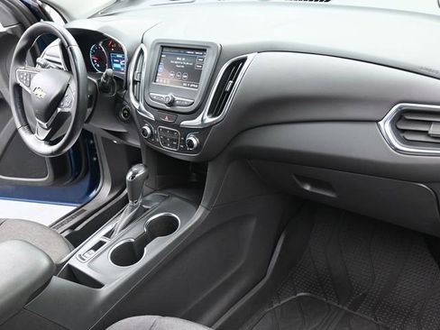 Used 2021 Chevrolet Equinox LT image 28