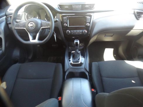 Used 2020 Nissan Rogue Sport S FWD image 11