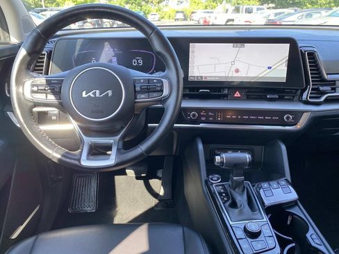 Used 2023 Kia Sportage EX AWD/4WD image 10