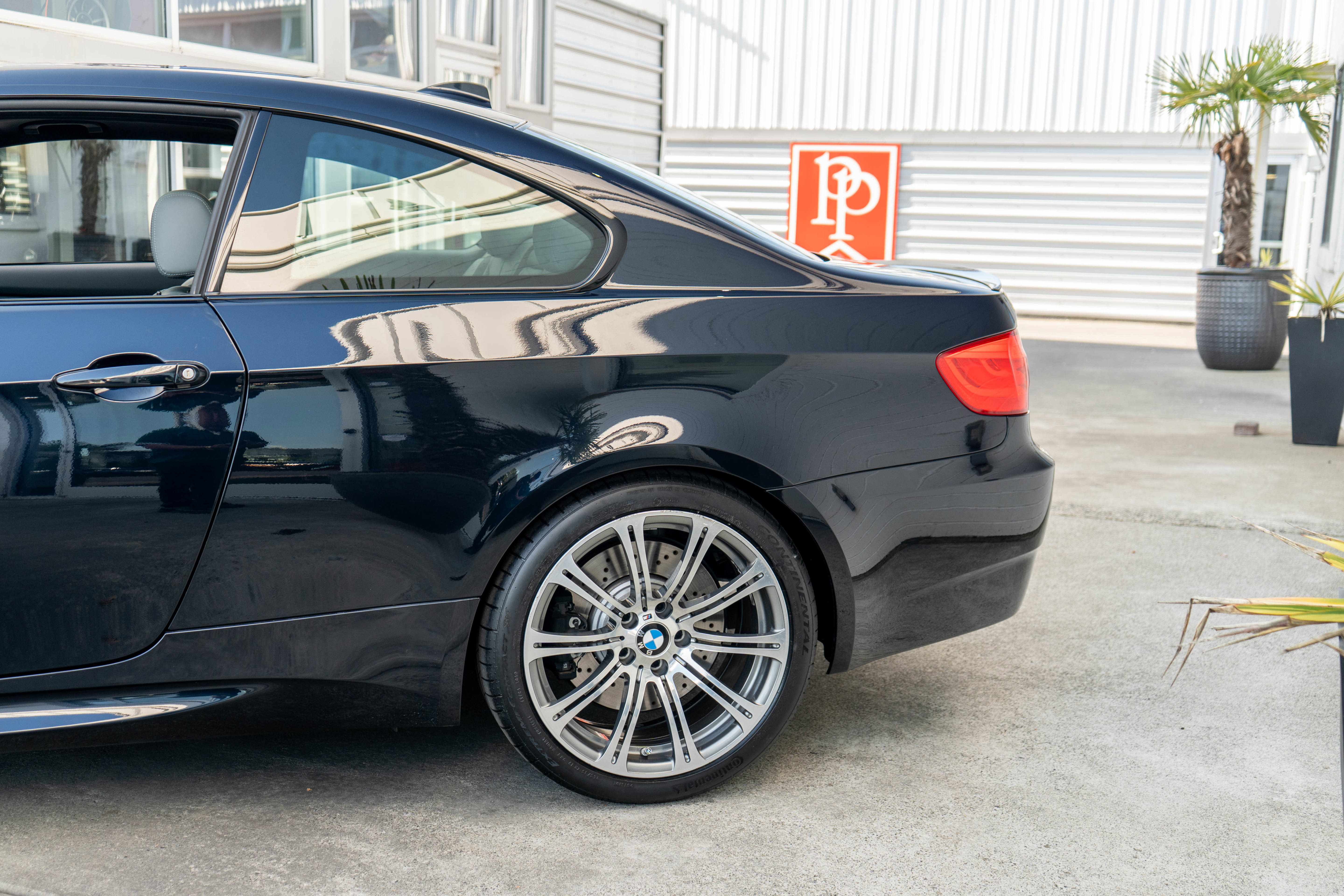 Used 2011 BMW M3 Coupe RWD image 5