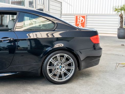 Used 2011 BMW M3 Coupe RWD image 5