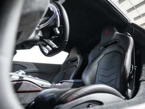 Used 2022 Maserati MC20 Coupe image 25