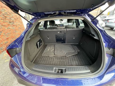 Used 2018 INFINITI QX30 Luxury w/ Cargo Package image 26