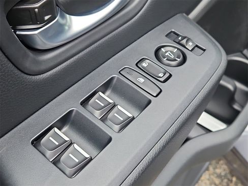 New 2025 Honda Pilot EX-L image 17