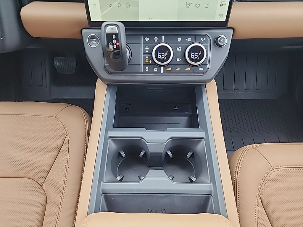 New 2026 Land Rover Defender 130 S AWD/4WD image 22