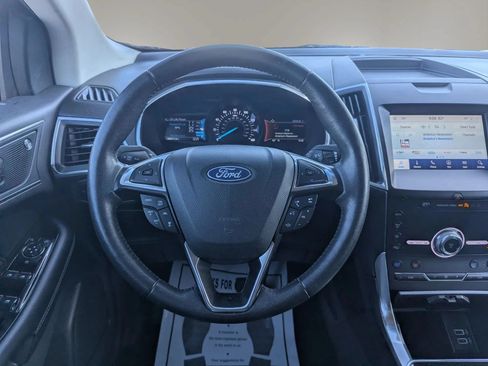 Used 2020 Ford Edge Titanium w/ Equipment Group 301A FWD image 11
