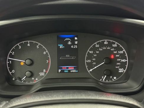 Used 2025 Toyota Corolla LE FWD image 15