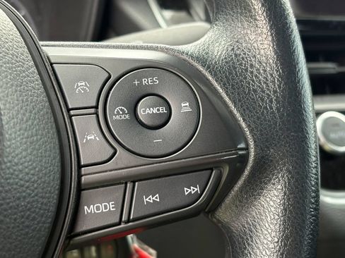 Used 2024 Toyota Corolla LE FWD image 10