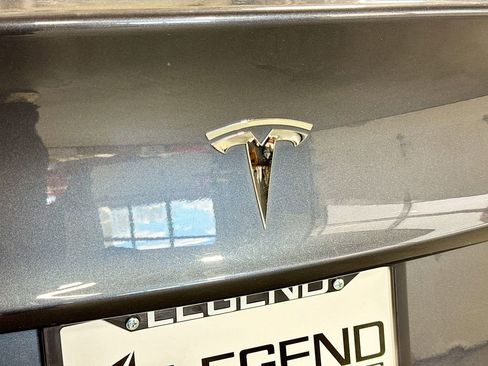 Used 2018 Tesla Model 3 Long Range image 11