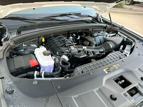 New 2025 Jeep Grand Cherokee Limited w/ Black Appearance Package RWD image 25