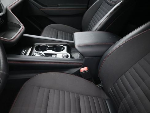 Used 2025 Ford Explorer ST-Line image 21