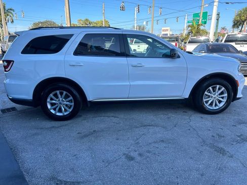 Used 2023 Dodge Durango SXT image 6