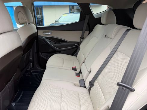 Used 2017 Hyundai Santa Fe Sport AWD/4WD image 7