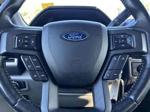Used 2018 Ford F150 XLT w/ Equipment Group 301A Mid AWD/4WD image 14