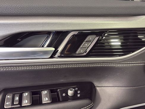 New 2026 Jeep Grand Wagoneer Limited image 13