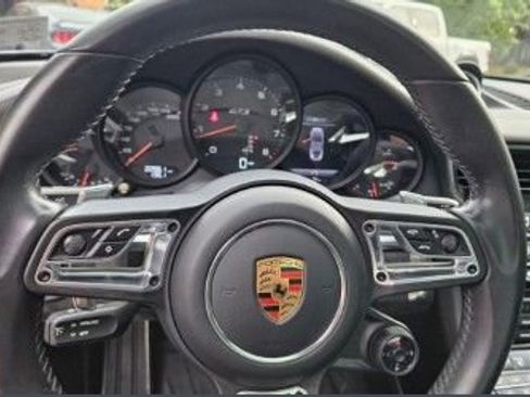 Used 2019 Porsche 911 Carrera GTS image 10
