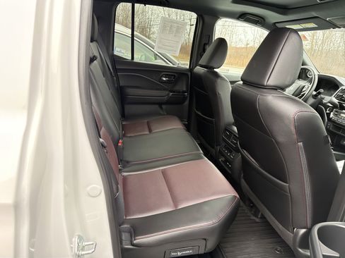 Used 2024 Honda Ridgeline Black Edition image 24