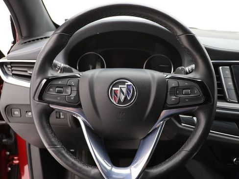 Used 2024 Buick Enclave Premium image 19