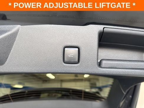Used 2024 Ford Escape Active AWD/4WD image 28