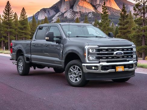 Used 2024 Ford F250 Lariat AWD/4WD image 2