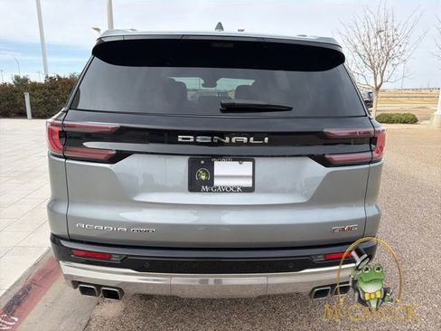 Used 2025 GMC Acadia Denali w/ Super Cruise Package AWD/4WD image 4