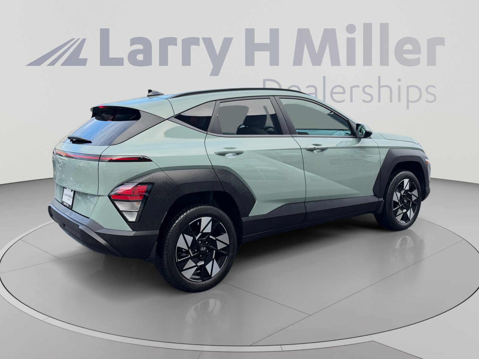 Used 2024 Hyundai Kona SEL AWD/4WD image 5